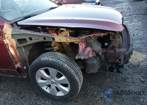 2011 Subaru Outback 2.5I Limited z USA, uszkodzony, nr VIN 4S4BRBKC0B3445398